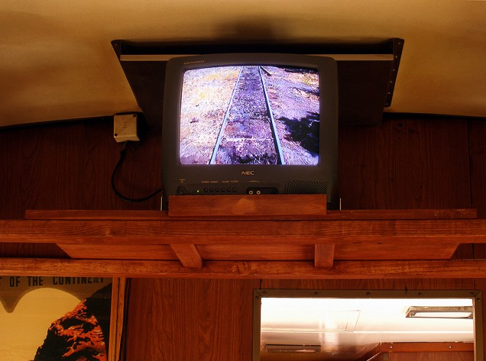 Alex Gawronski (untitled (standard interval) b